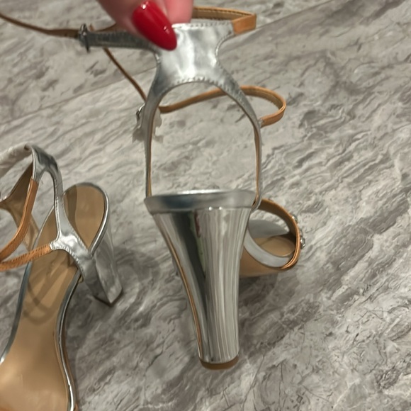 💰⬇️❗️BRAND NEW NEVER WORN HEELS - Picture 6 of 11